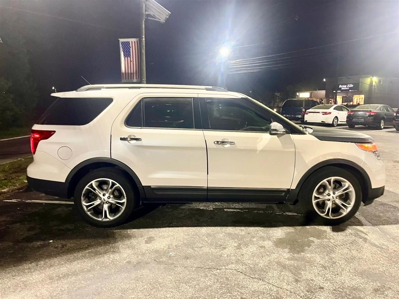 Ford Explorer Limited 4WD 2013