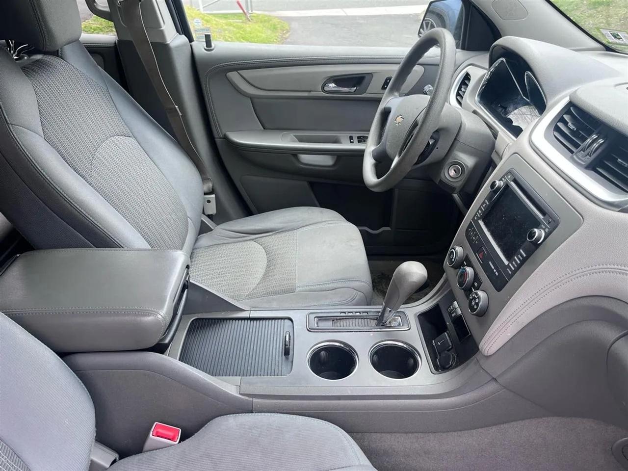 Chevrolet Traverse LS FWD 2017