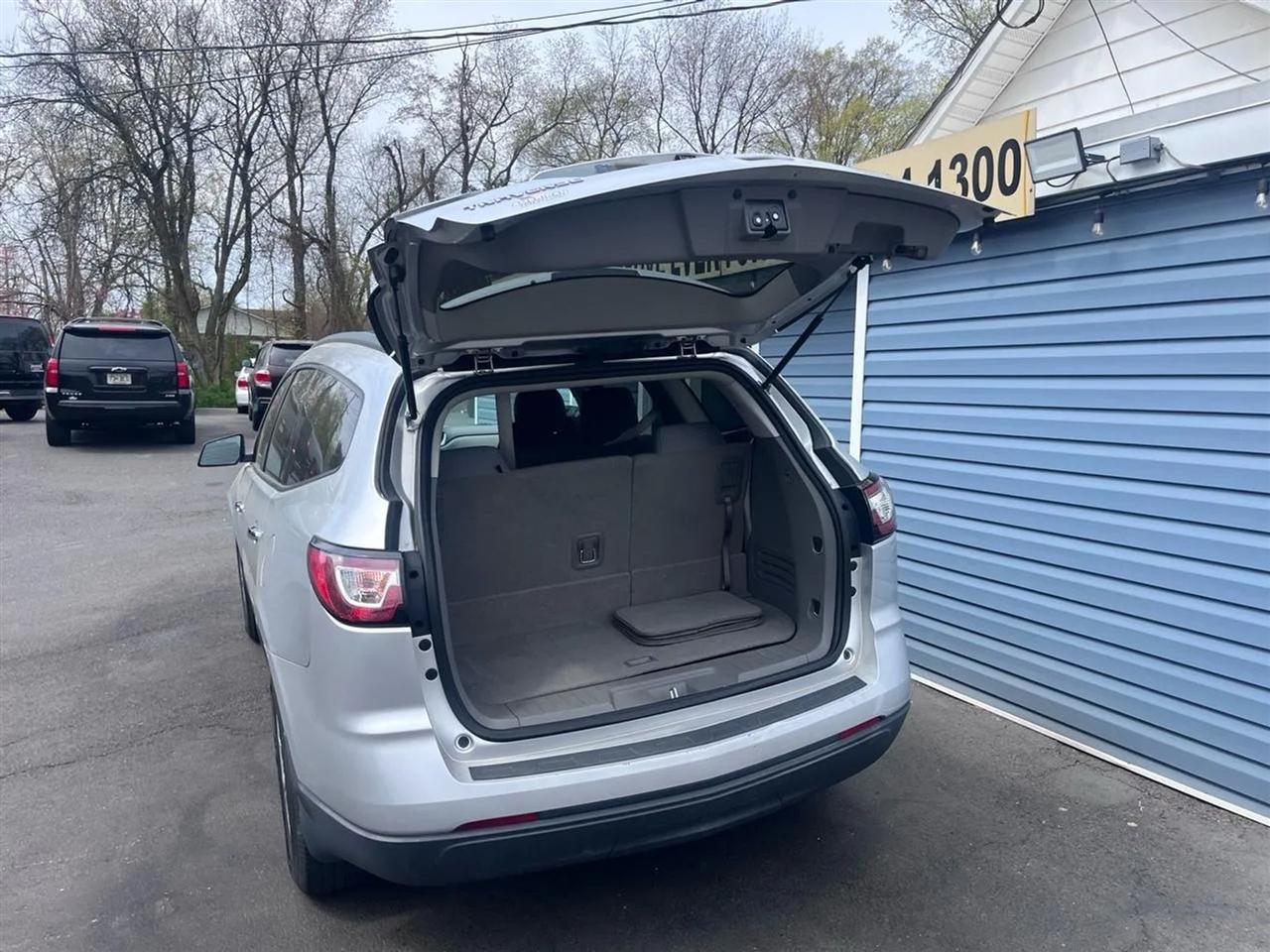 Chevrolet Traverse LS FWD 2017