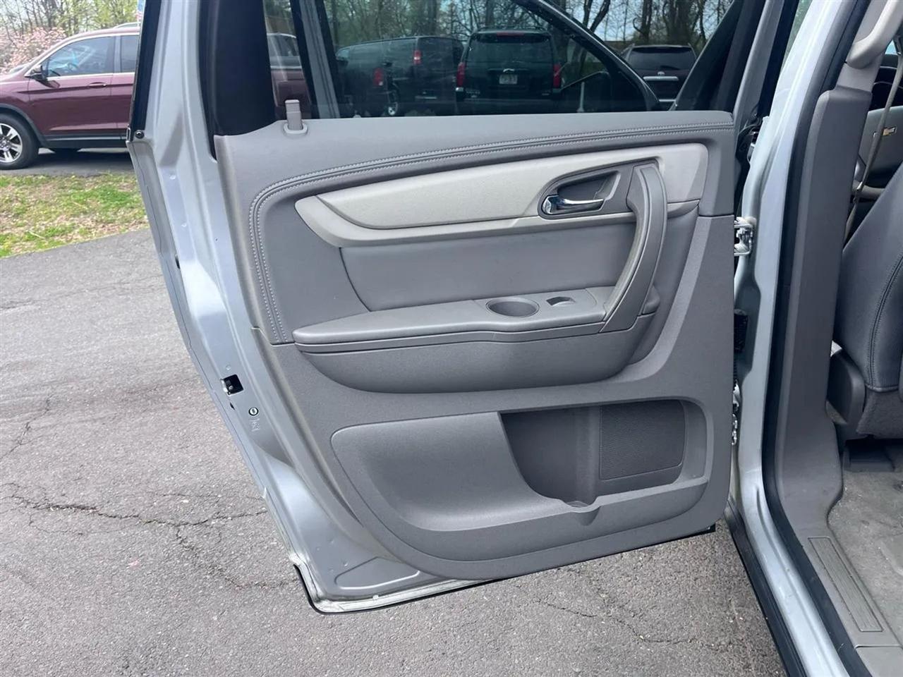 Chevrolet Traverse LS FWD 2017