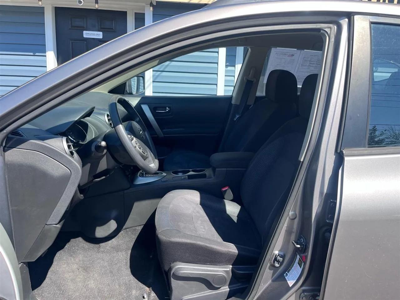 Nissan Rogue Select S 2WD 2014