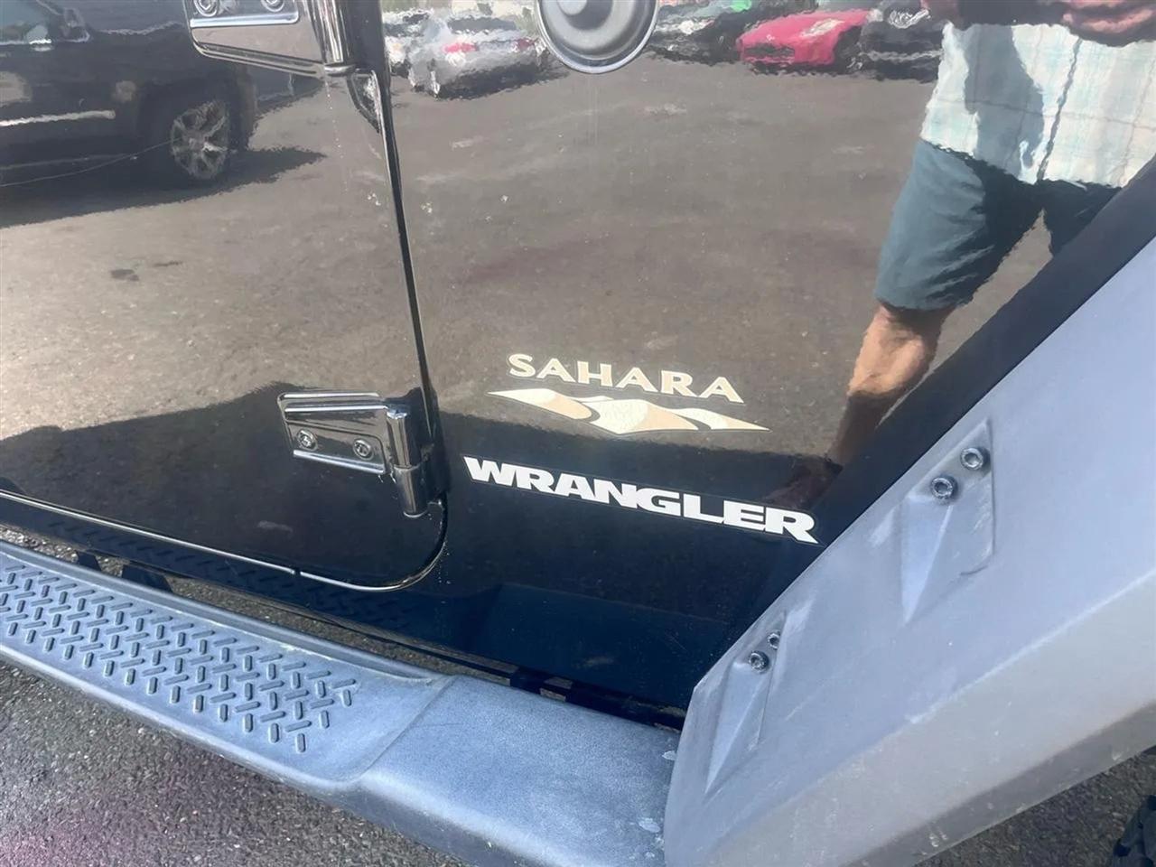 Jeep Wrangler Sahara 4WD 2013