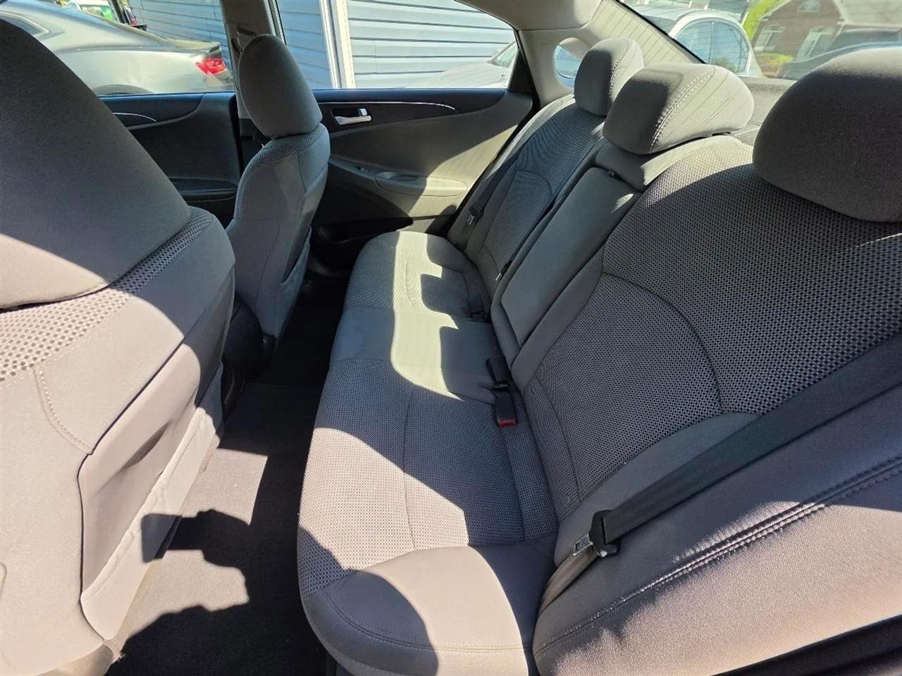 Hyundai Sonata GLS 2013