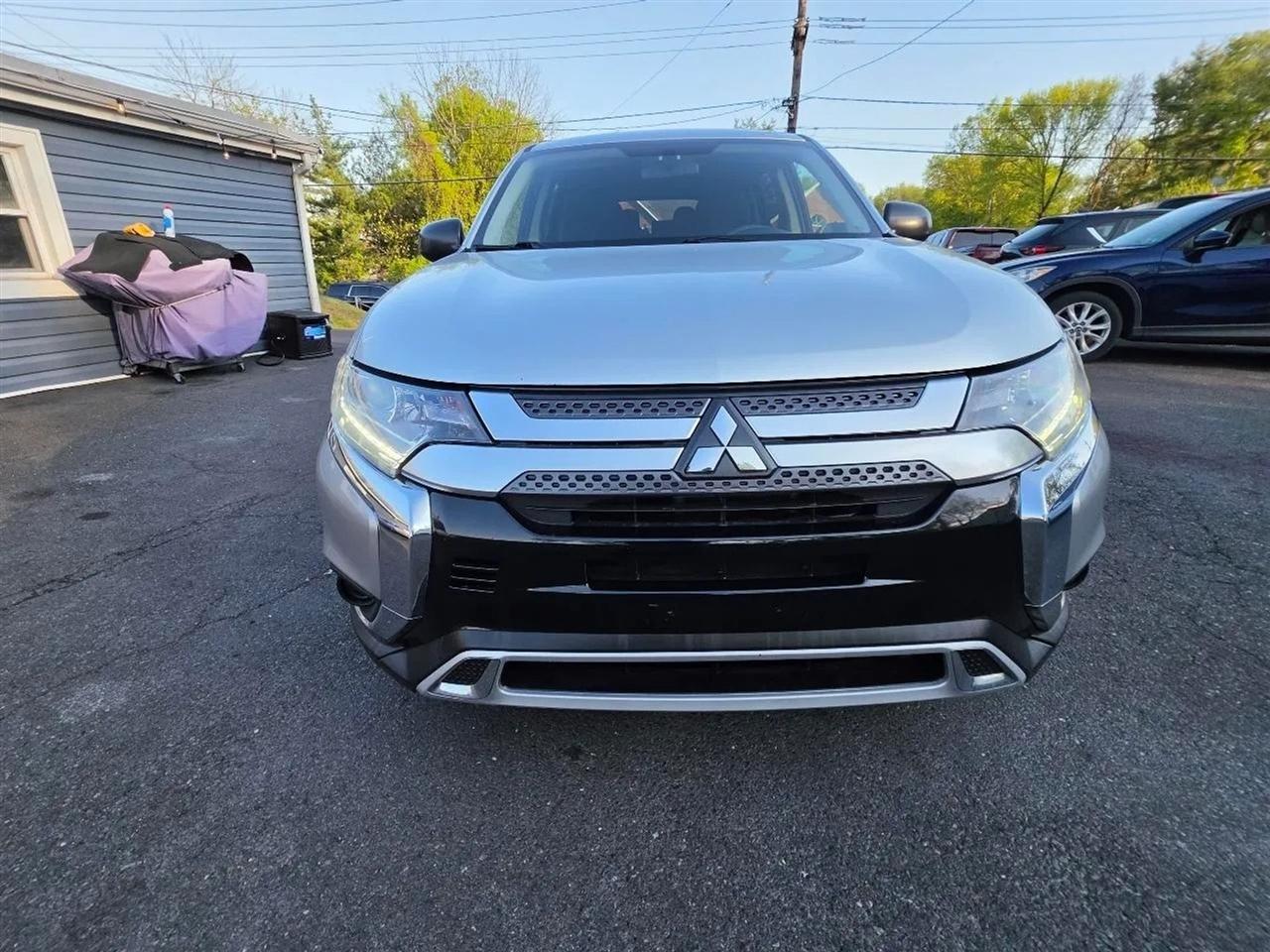 Mitsubishi Outlander SEL AWD 2020