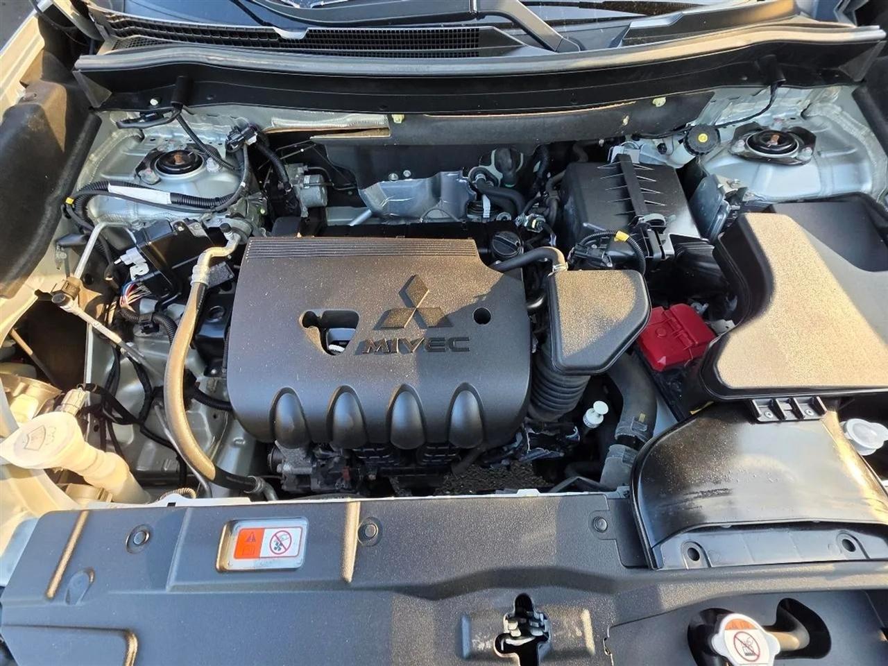 Mitsubishi Outlander SEL AWD 2020