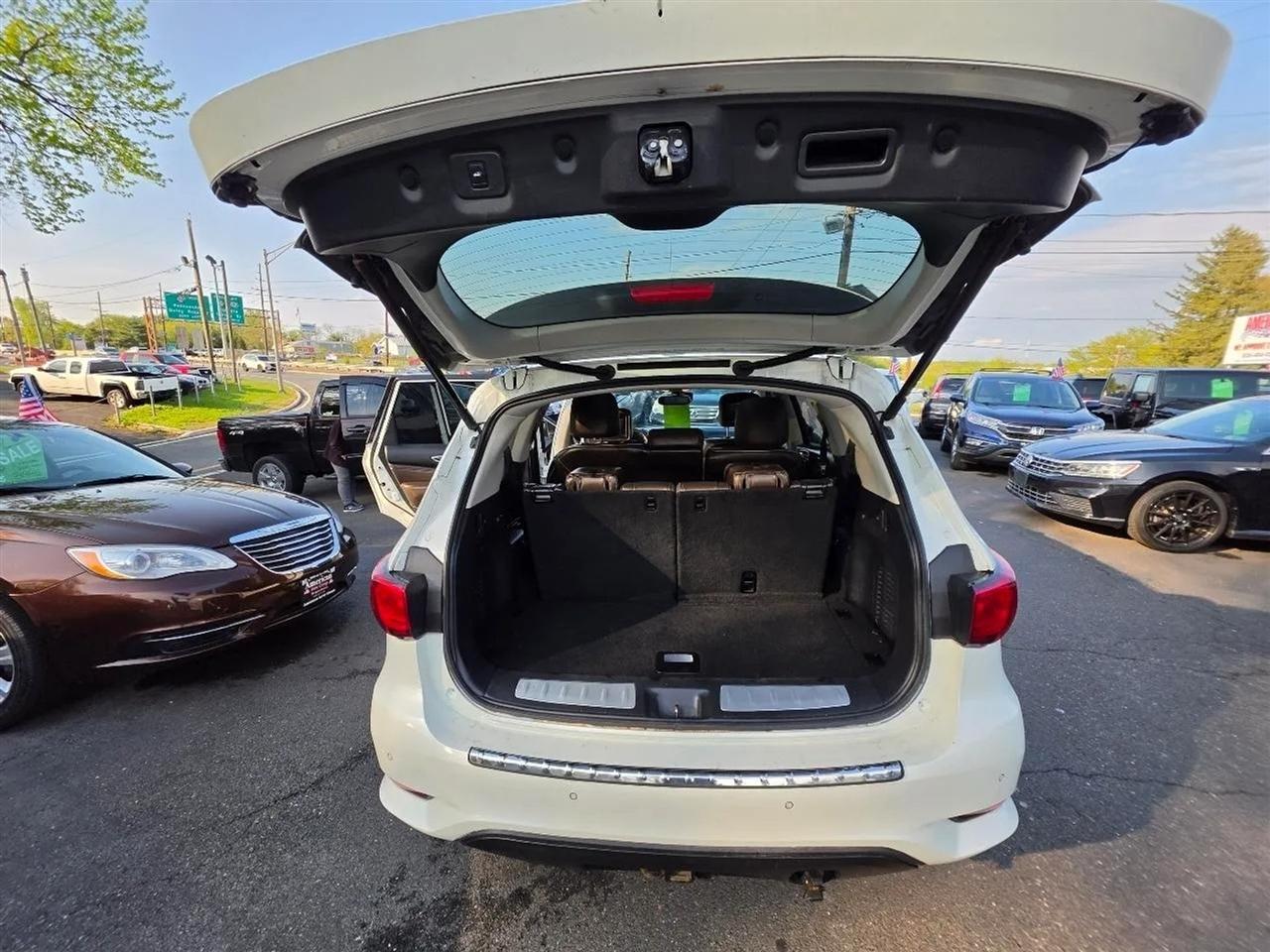 Infiniti QX60 Base AWD 2017