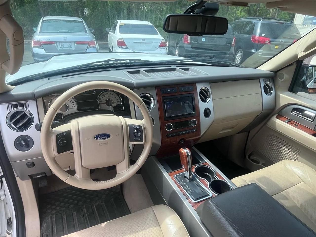 Ford Expedition Eddie Bauer 4WD 2010