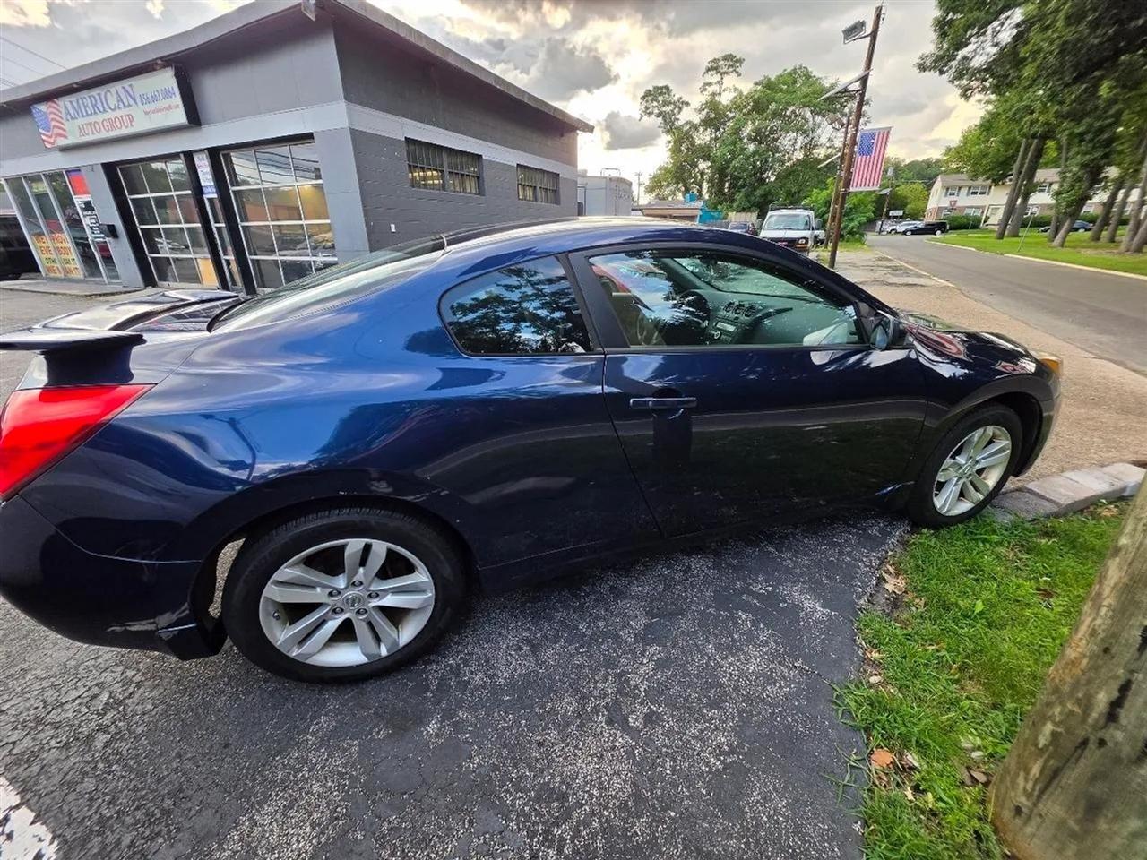 Nissan Altima 2.5 S CVT Coupe 2013