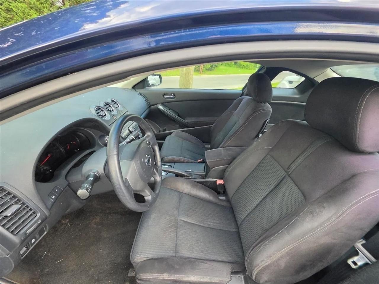 Nissan Altima 2.5 S CVT Coupe 2013