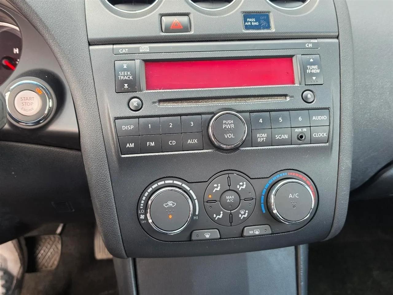 Nissan Altima 2.5 S CVT Coupe 2013