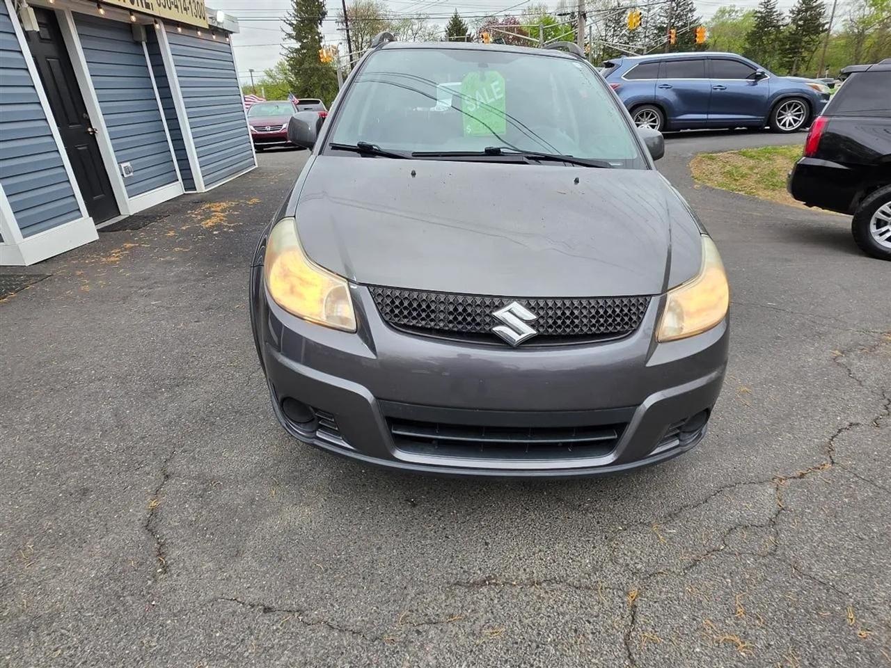 Suzuki SX4 Crossover Base AWD 2012