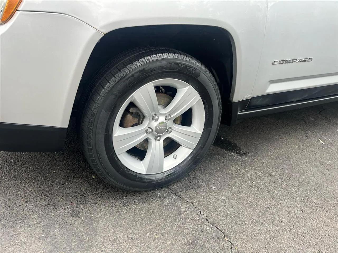 Jeep Compass Sport FWD 2011