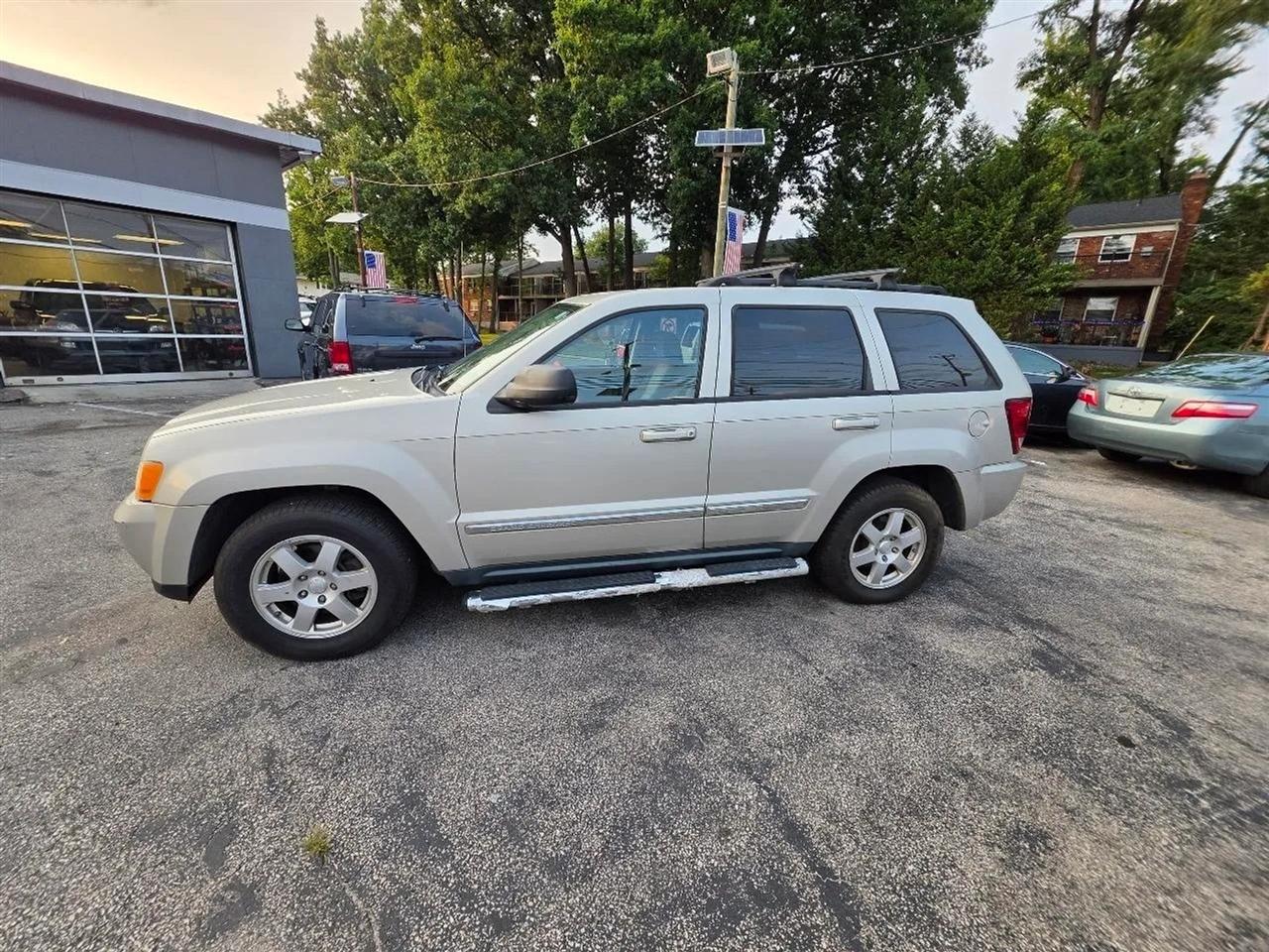 Jeep Grand Cherokee Laredo 4WD 2008