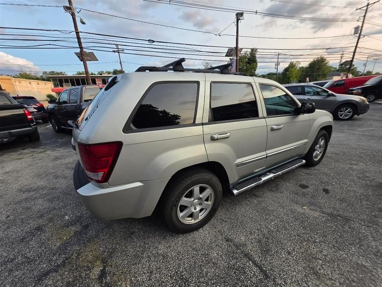 Jeep Grand Cherokee Laredo 4WD 2008