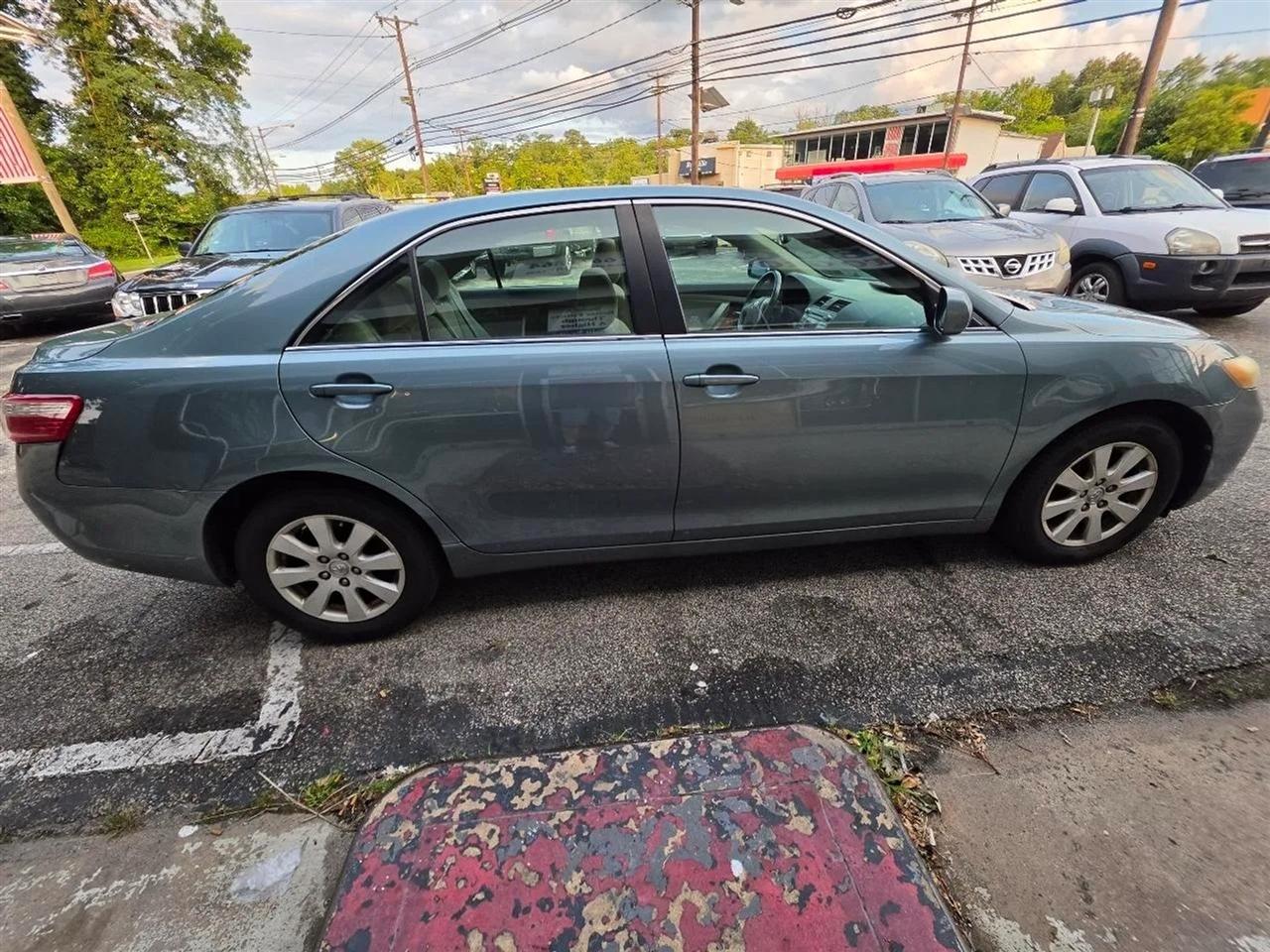 Toyota Camry XLE 2008
