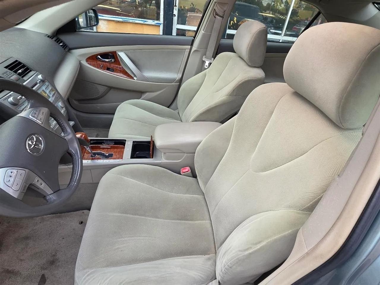 Toyota Camry XLE 2008