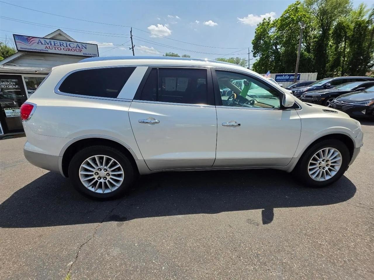 Buick Enclave CXL-1 FWD 2011