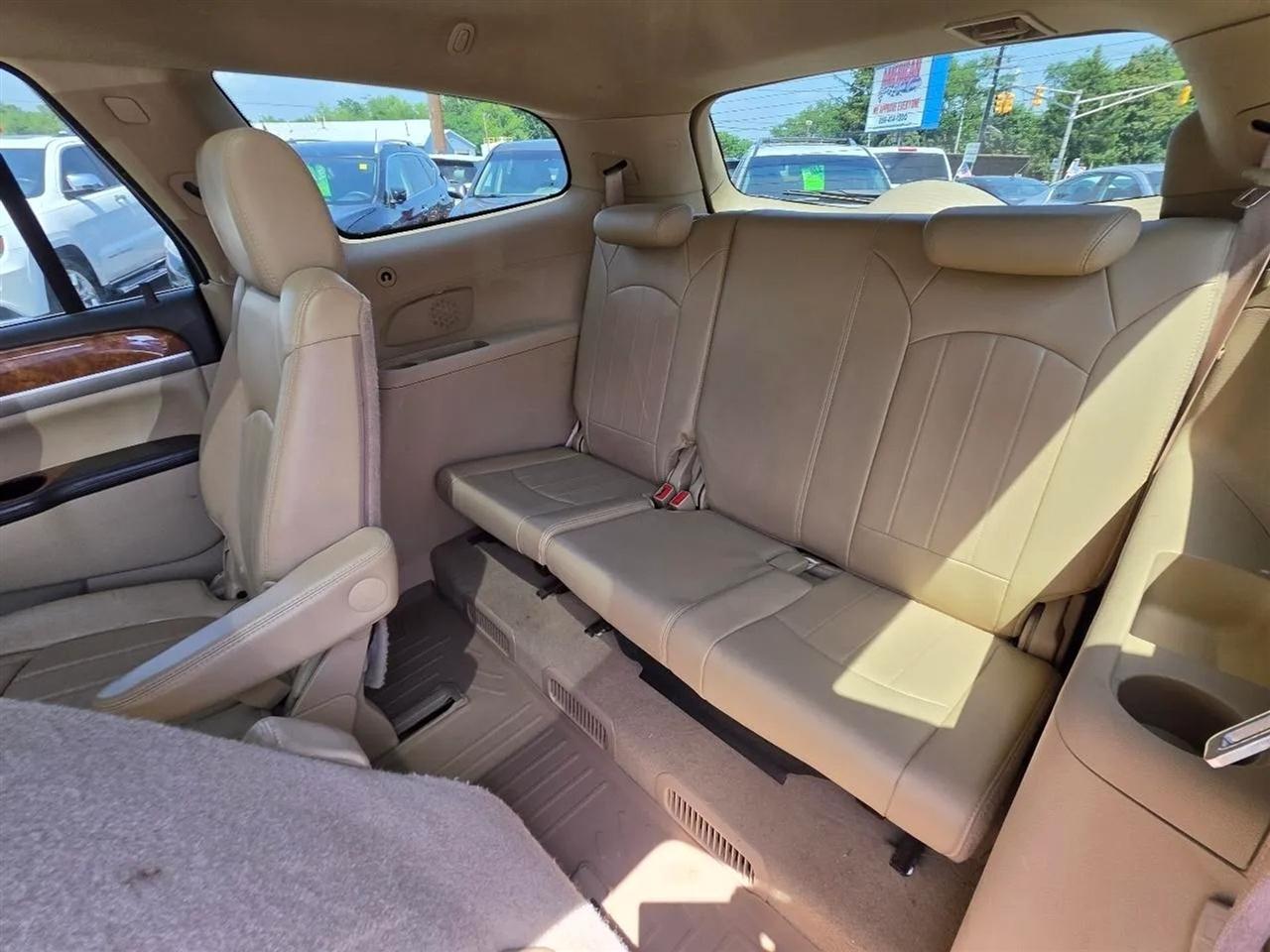 Buick Enclave CXL-1 FWD 2011