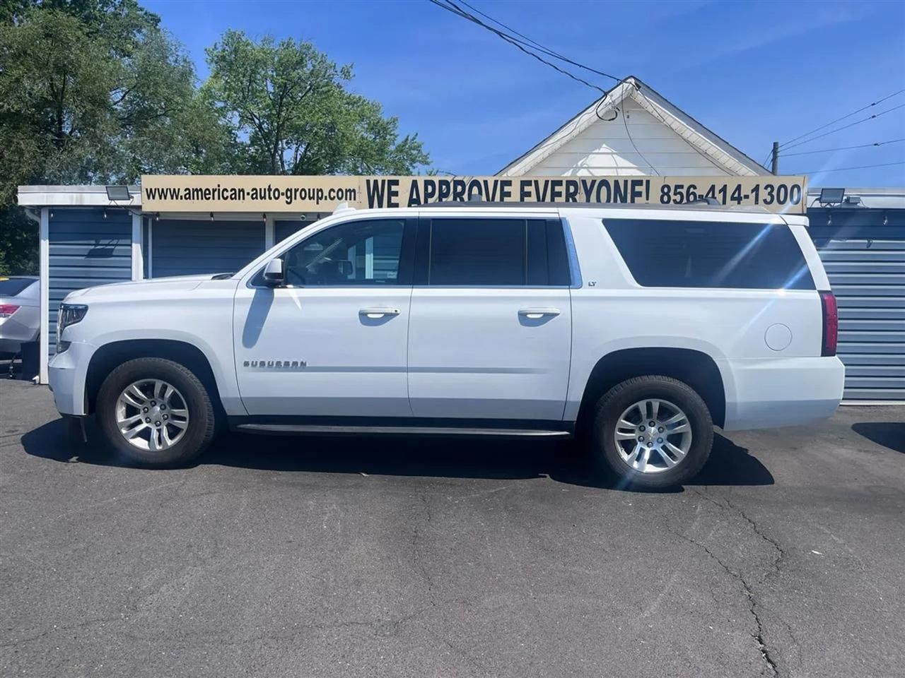 Chevrolet Suburban LT 4WD 2018