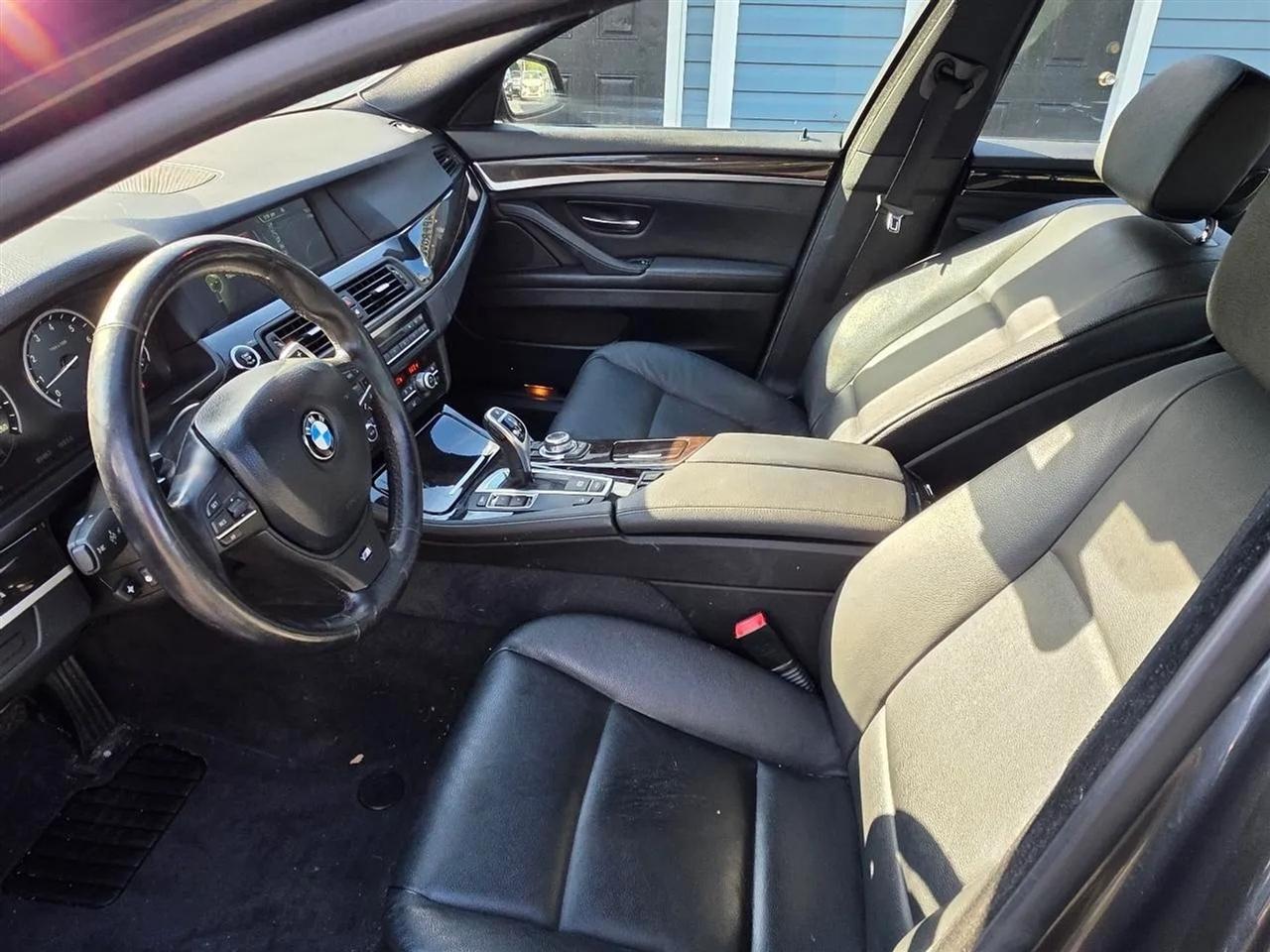 BMW 5-Series 535i xDrive 2013