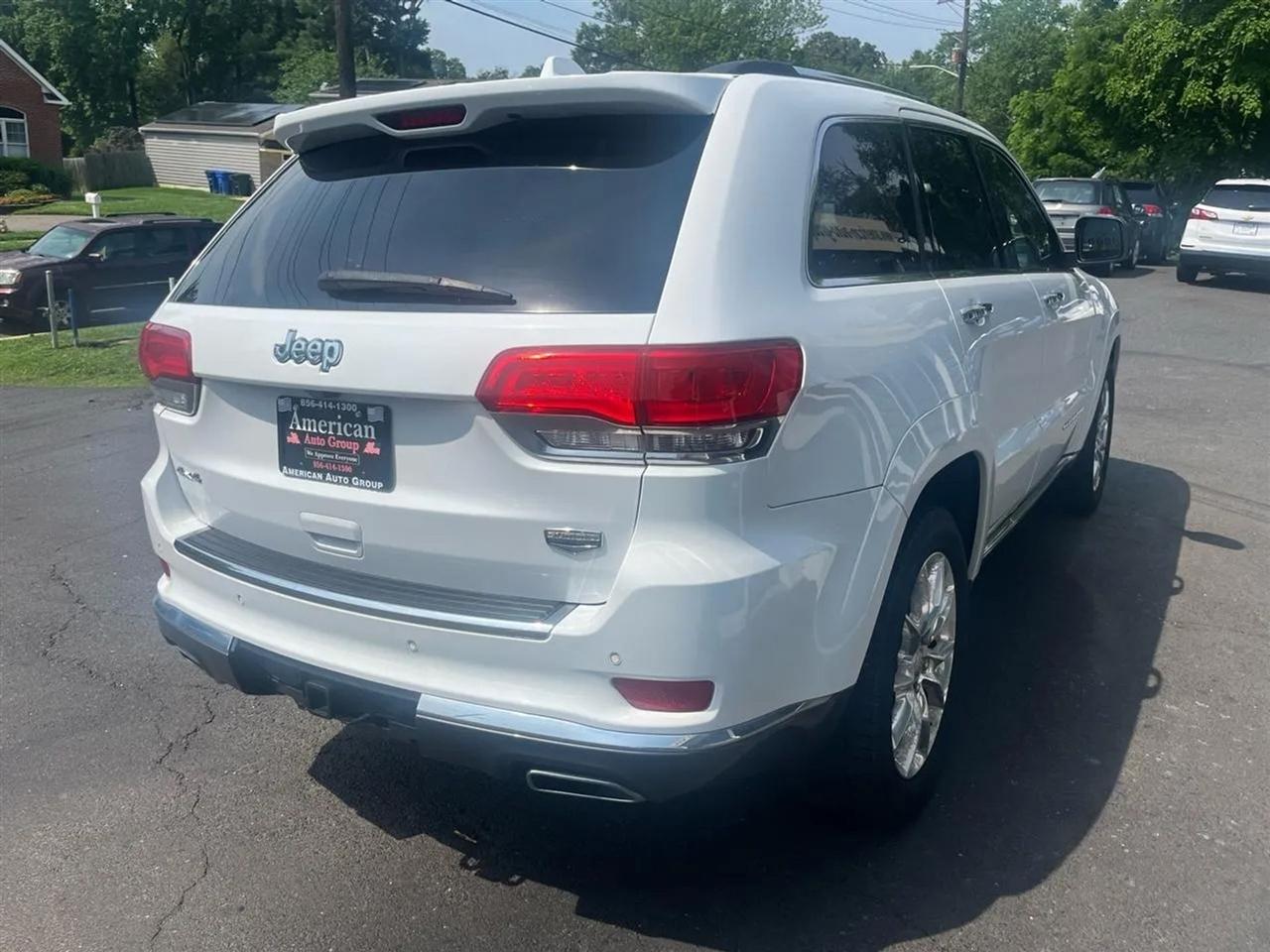 Jeep Grand Cherokee Summit 4WD 2014