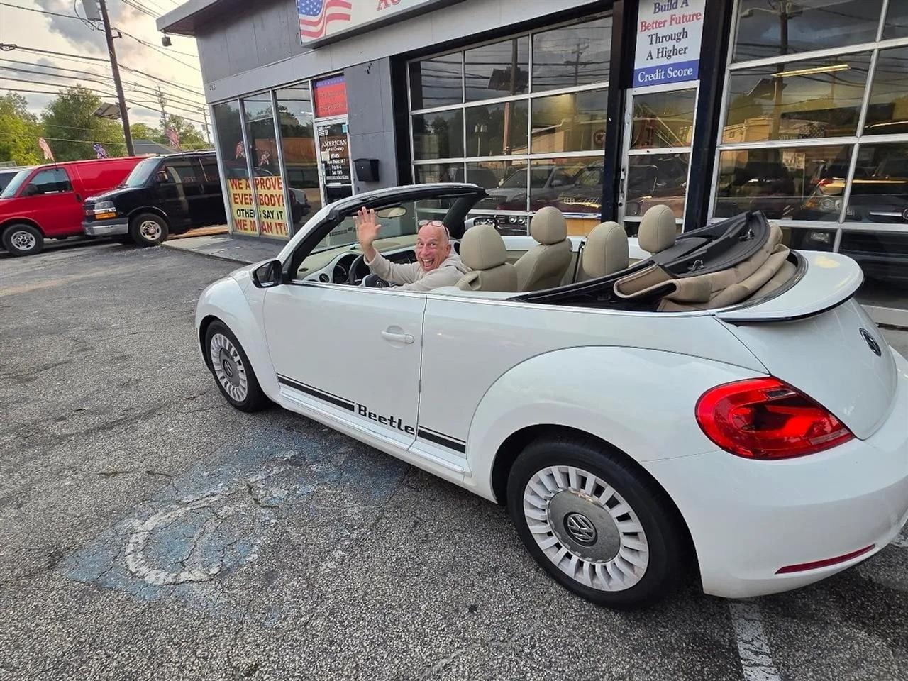 Volkswagen Beetle 2.5L Convertible 2014