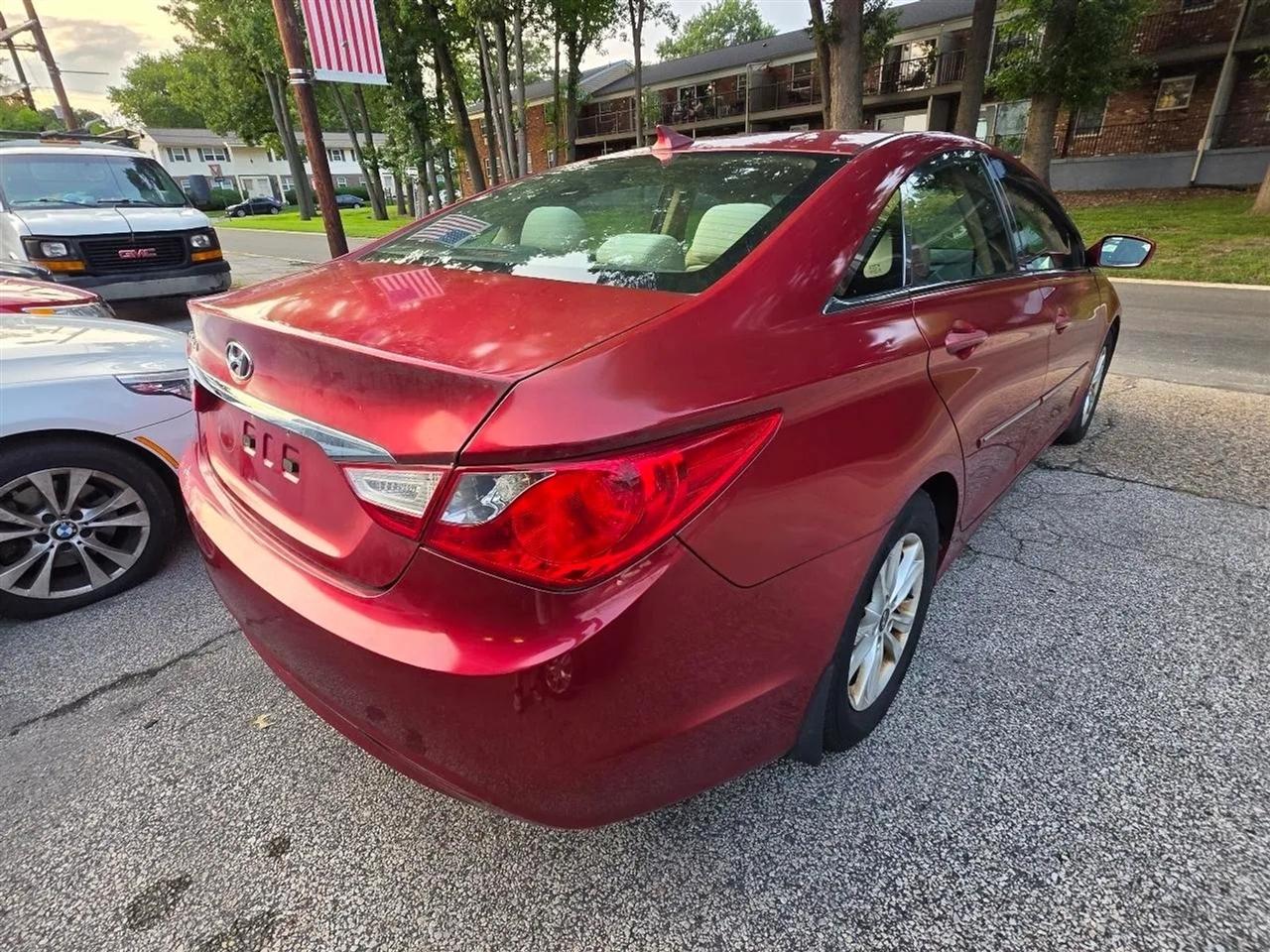 Hyundai Sonata GLS 2013
