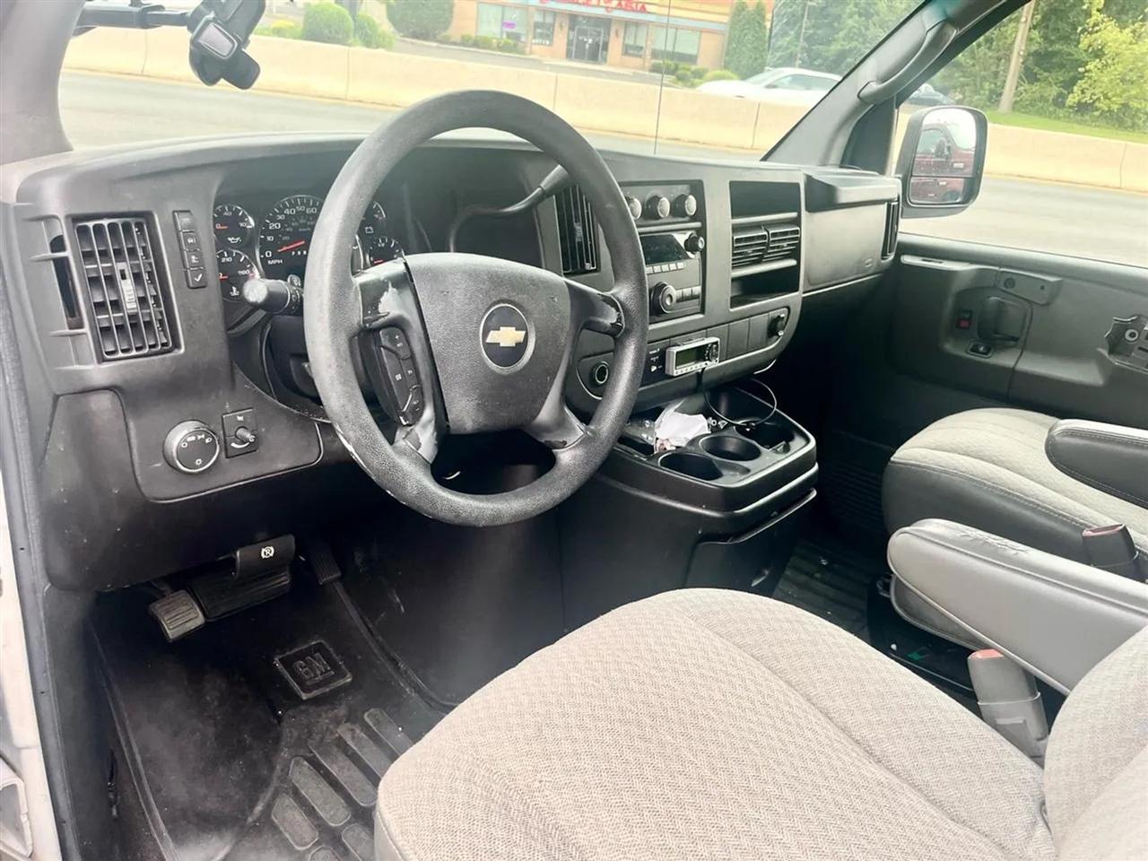 Chevrolet Express LS 3500 Extended 2008