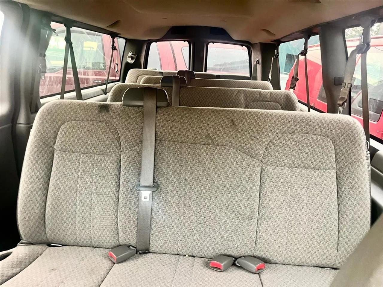 Chevrolet Express LS 3500 Extended 2008