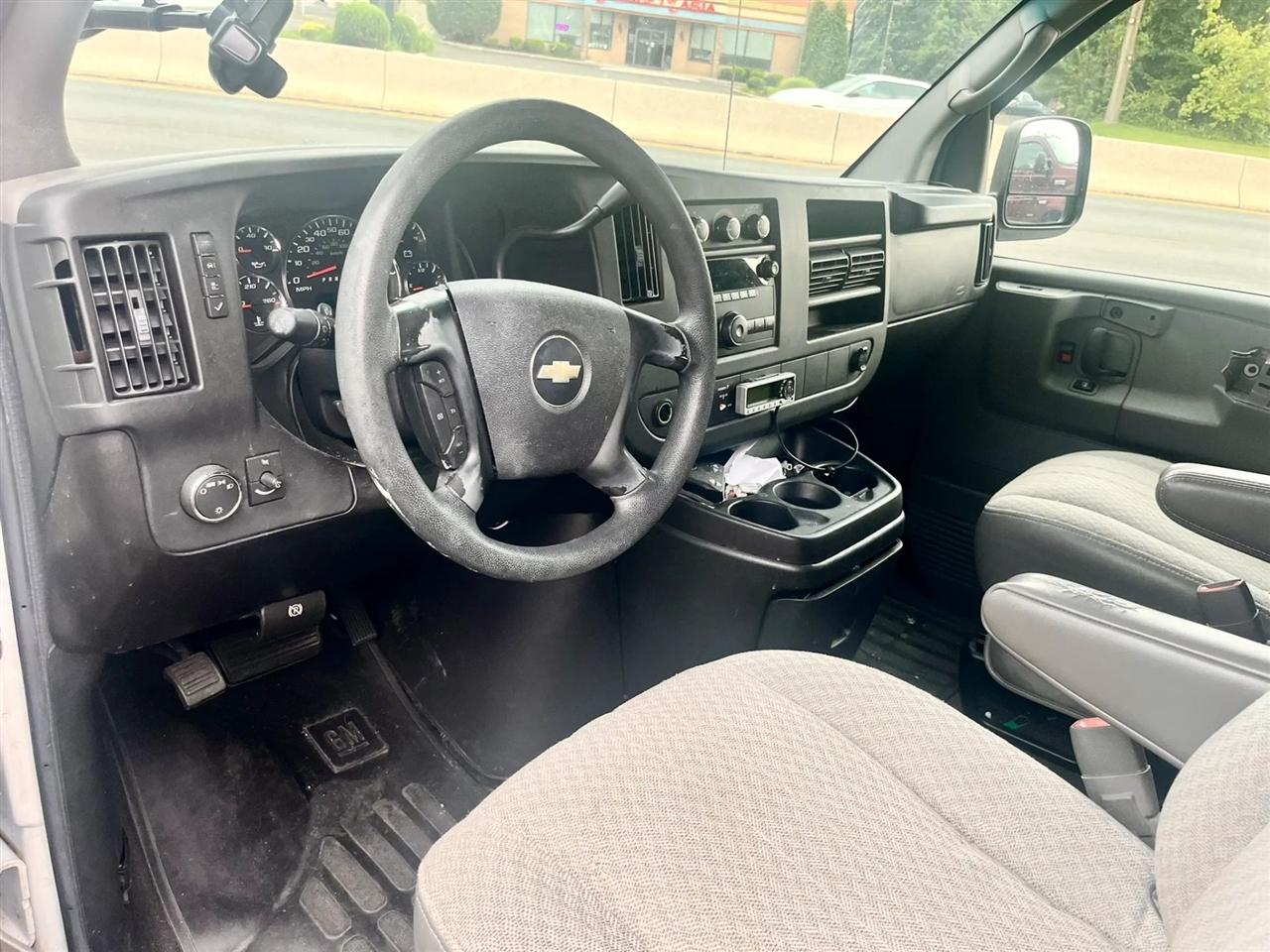 Chevrolet Express LS 3500 Extended 2008