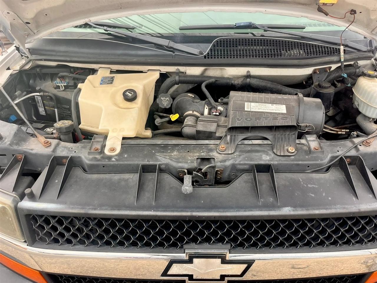 Chevrolet Express LS 3500 Extended 2008