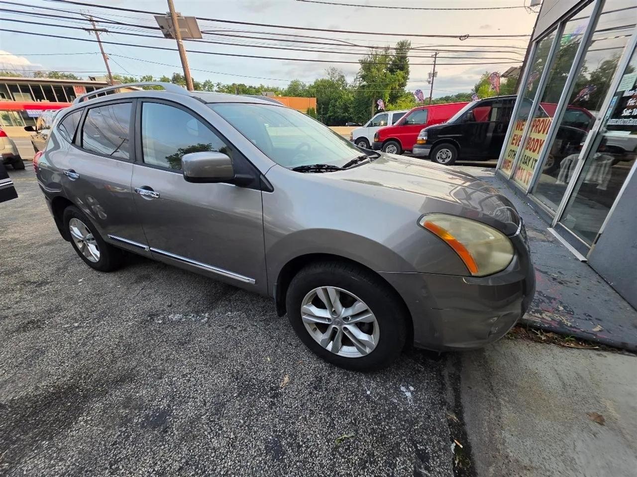 Nissan Rogue SV AWD 2013