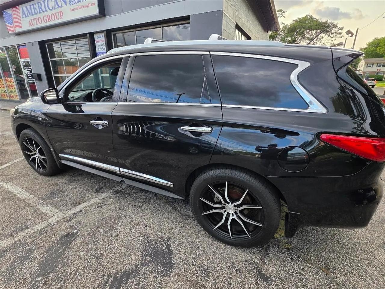 Infiniti QX60 Base AWD 2014