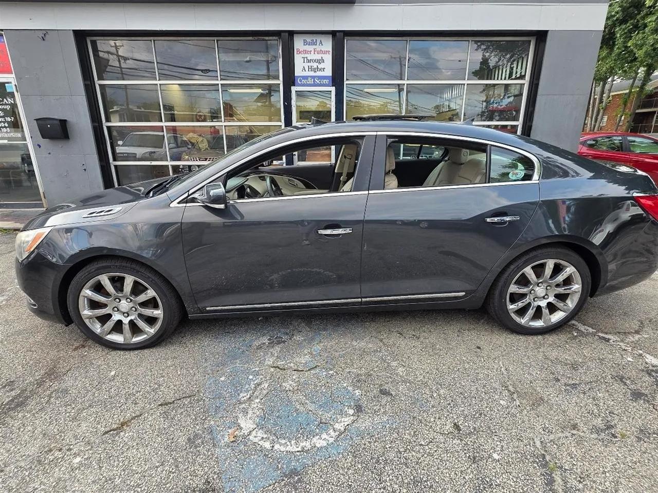 Buick LaCrosse 4D Sedan 2014