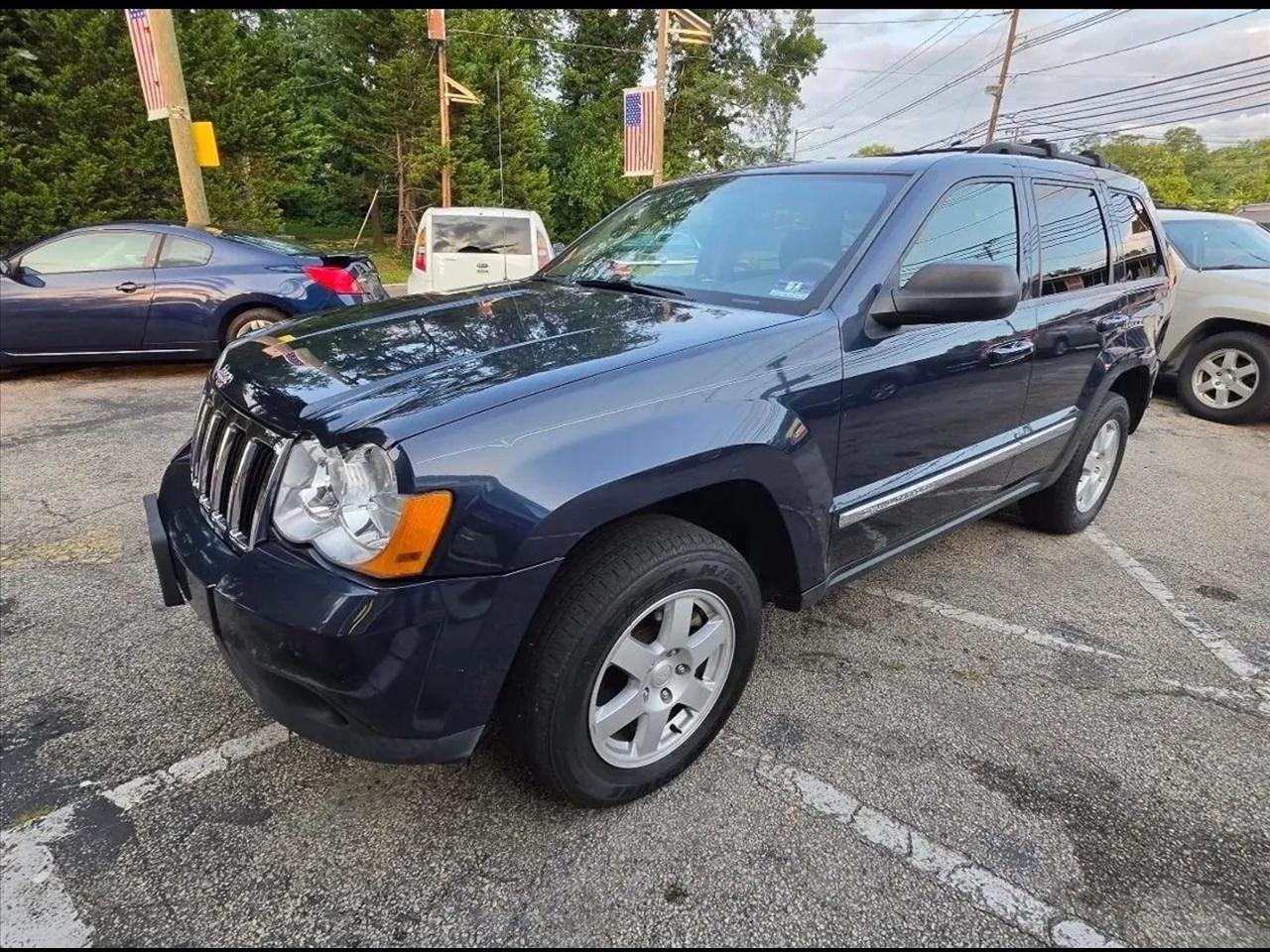 Jeep Grand Cherokee Laredo 4WD 2010