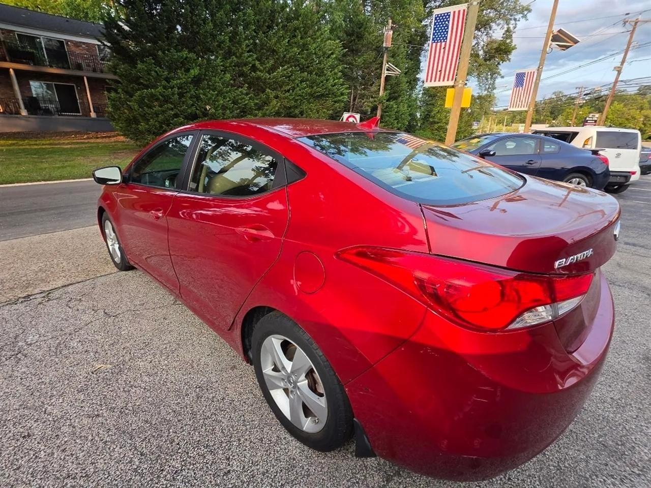 Hyundai Elantra GLS A/T 2012