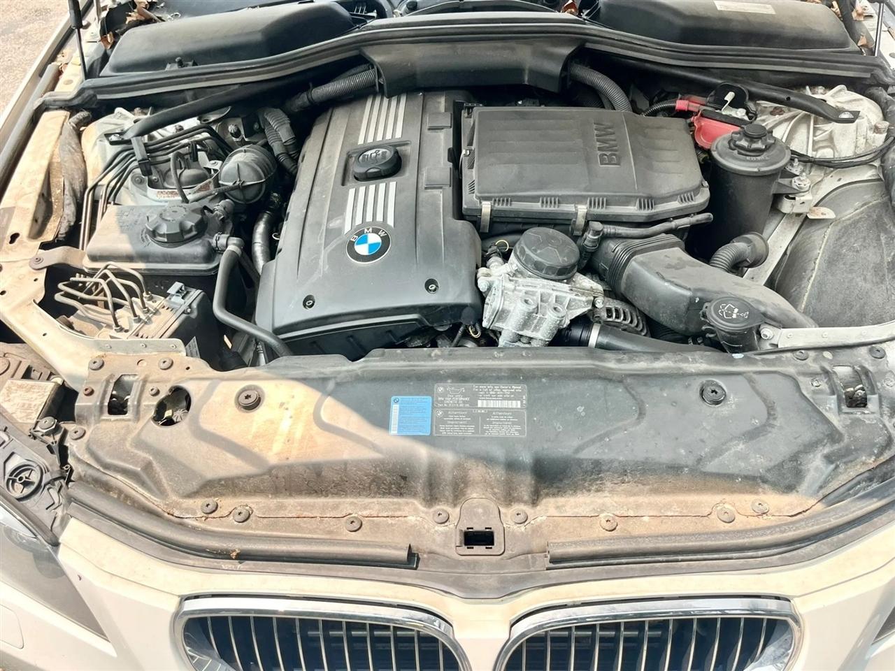 BMW 5-Series 535xi 2010