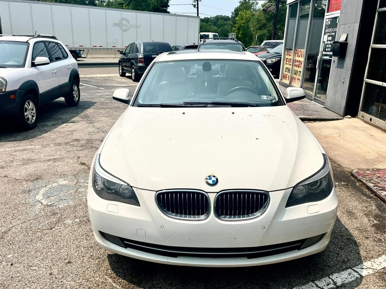 BMW 5-Series 535xi 2010