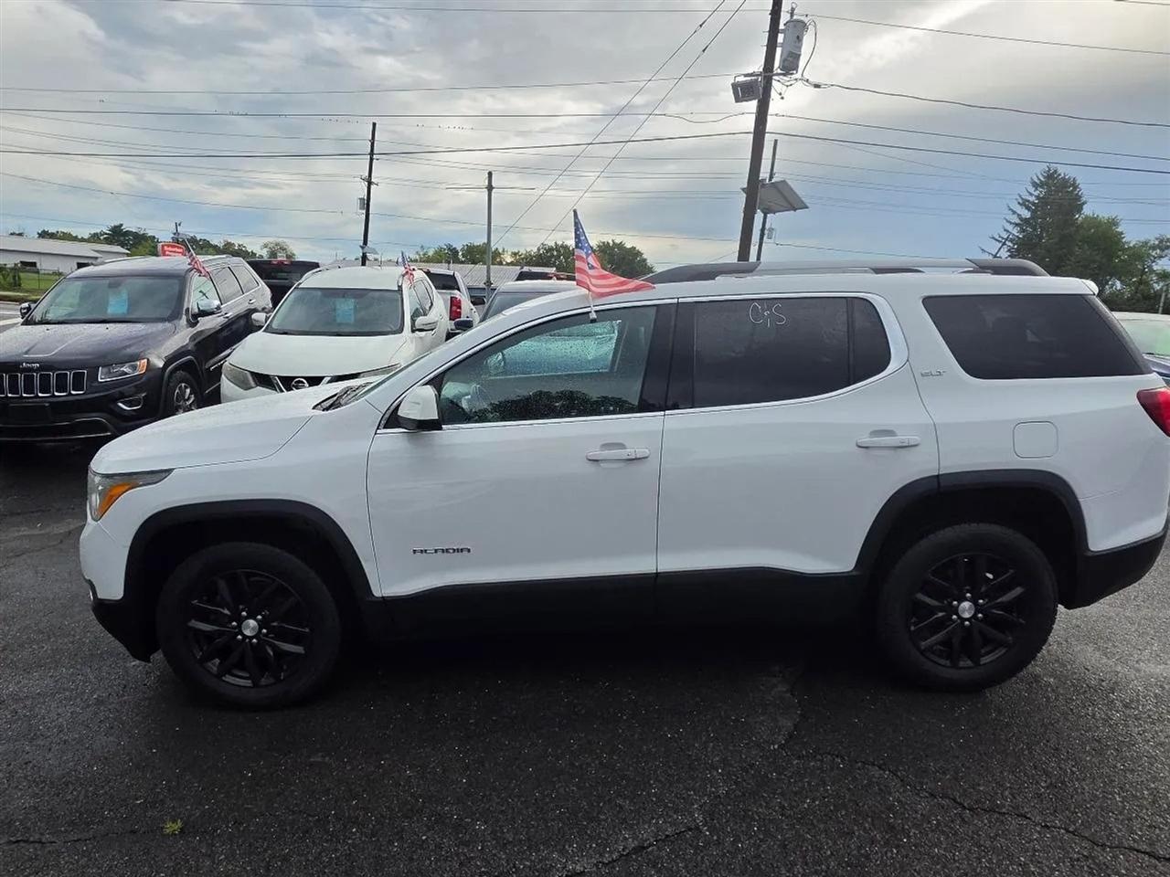 GMC Acadia SLT-1 FWD 2019