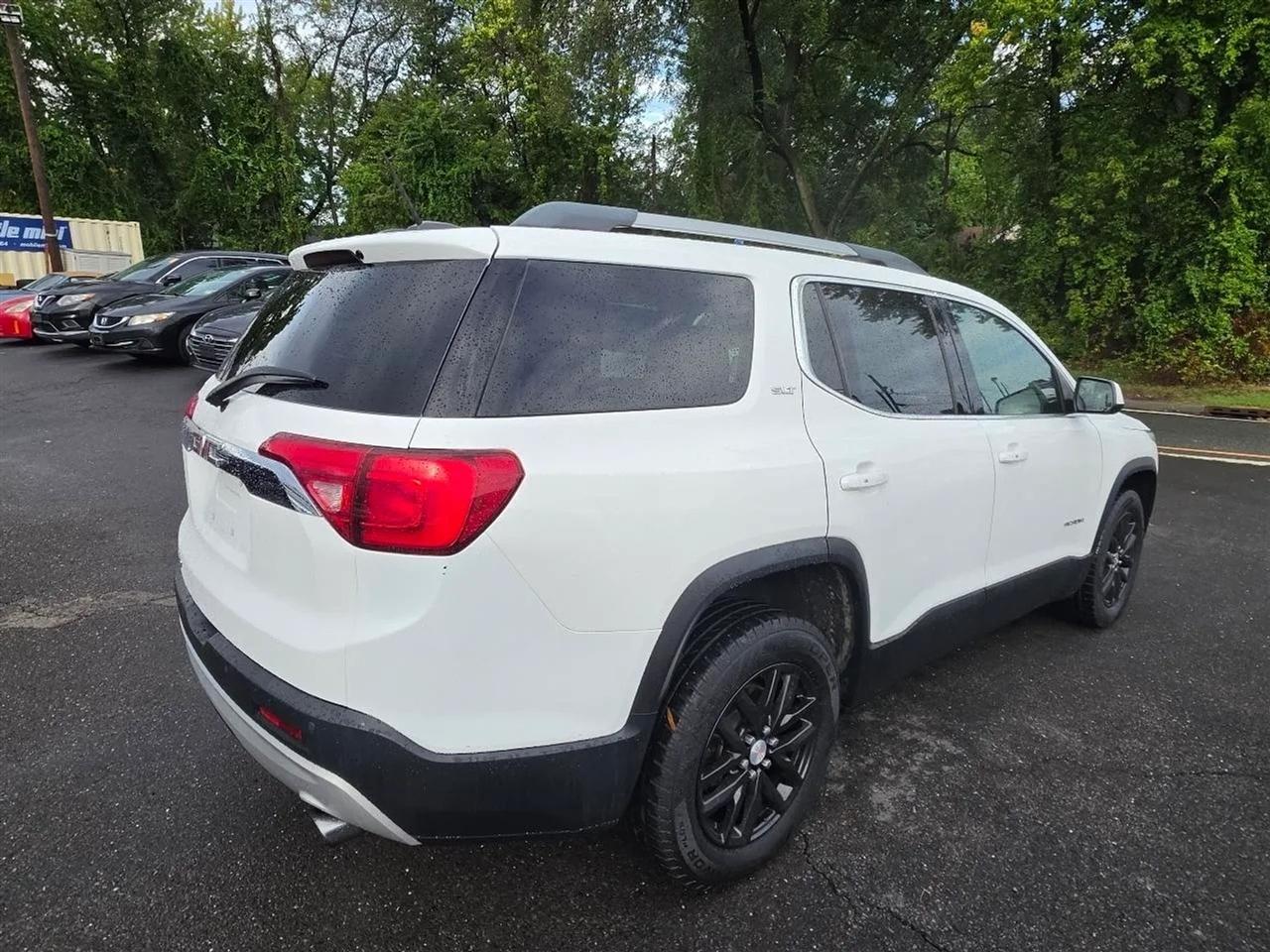 GMC Acadia SLT-1 FWD 2019