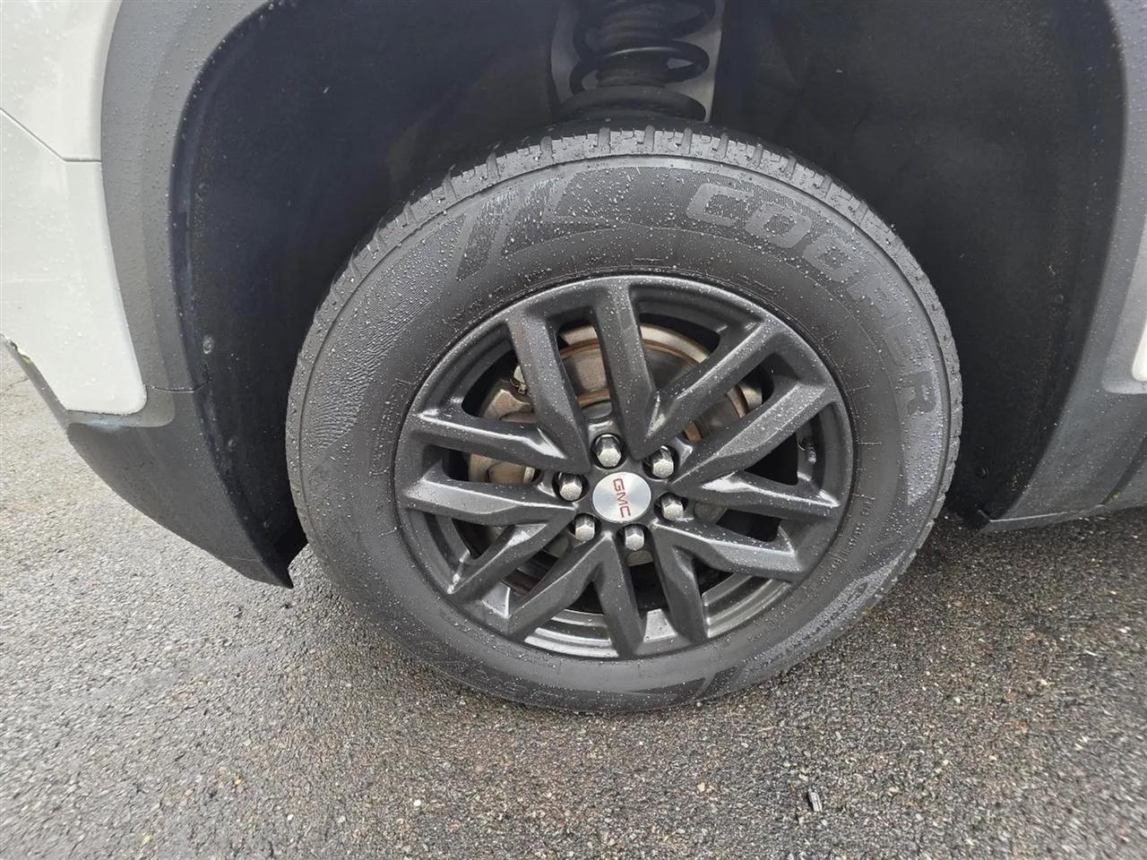 GMC Acadia SLT-1 FWD 2019