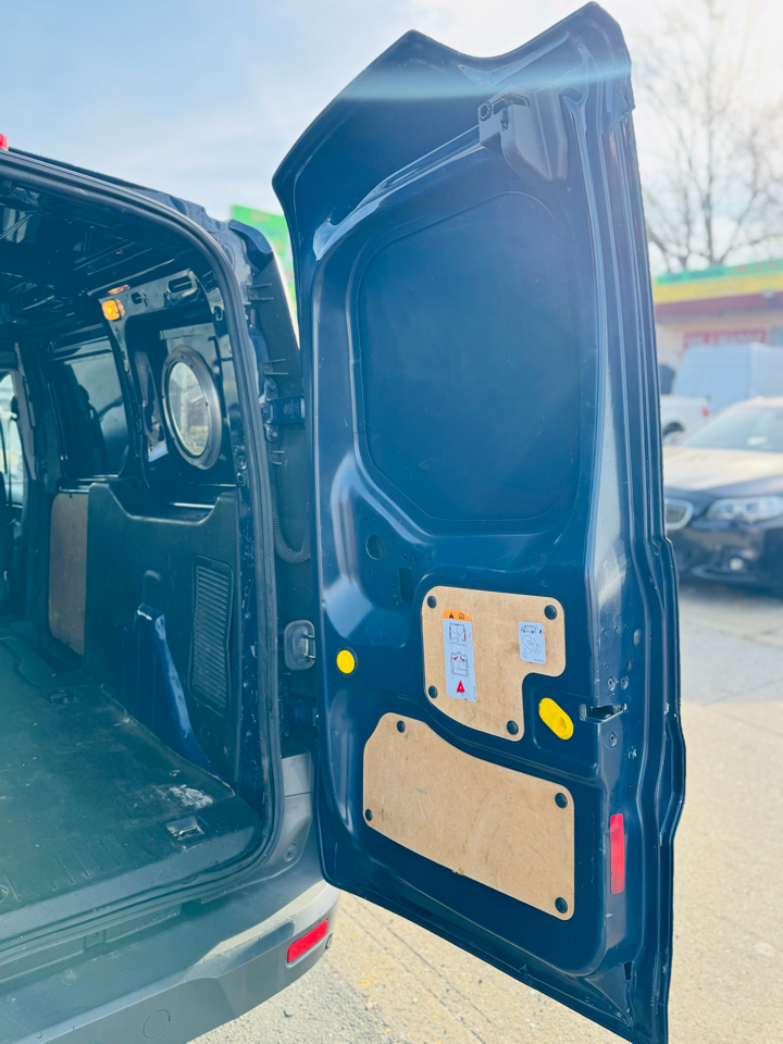 Ford Transit Connect Cargo Van XL LWB w/Rear 180 Degree Door 2018