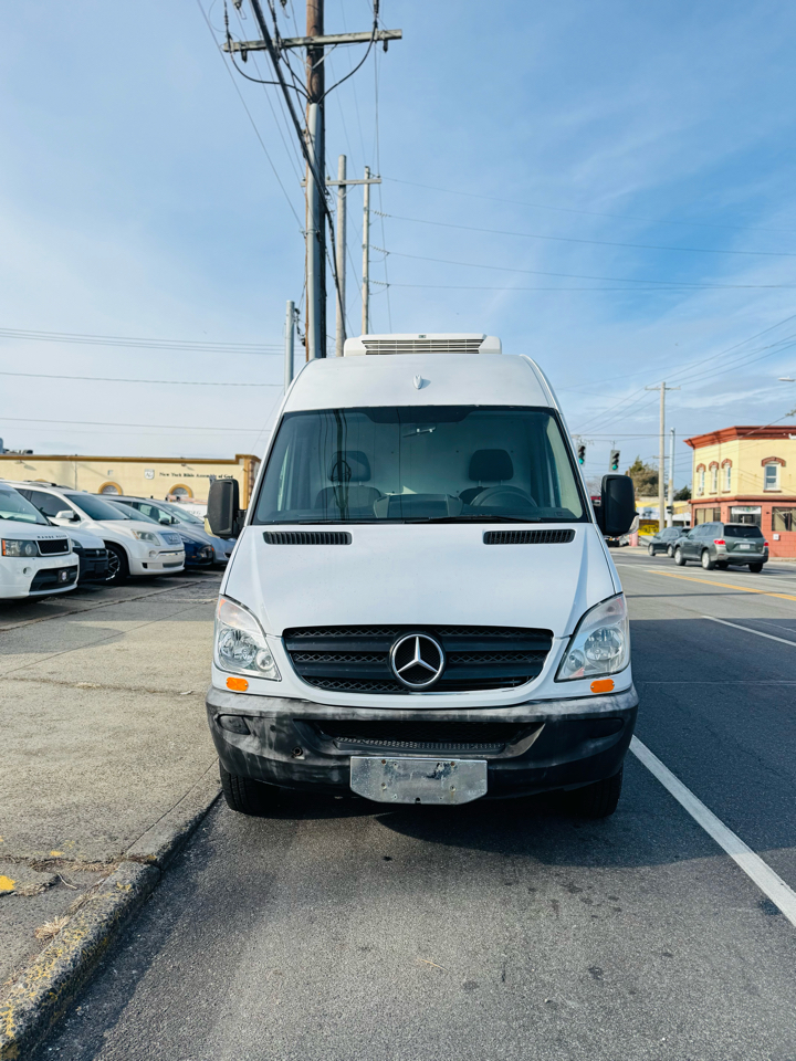 Mercedes-Benz Sprinter 3500 High Roof 170-in. WB EXT 2012