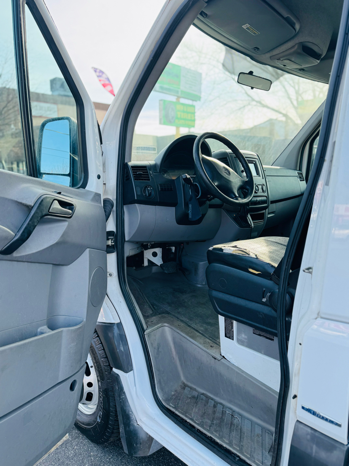 Mercedes-Benz Sprinter 3500 High Roof 170-in. WB EXT 2012