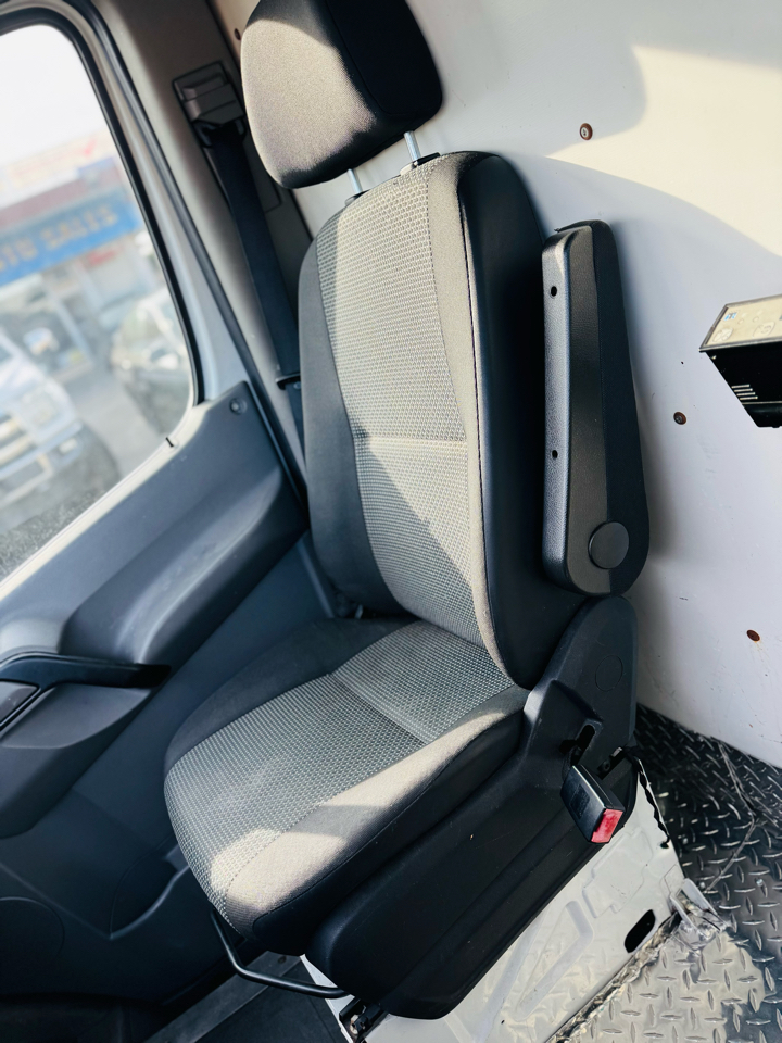 Mercedes-Benz Sprinter 3500 High Roof 170-in. WB EXT 2012