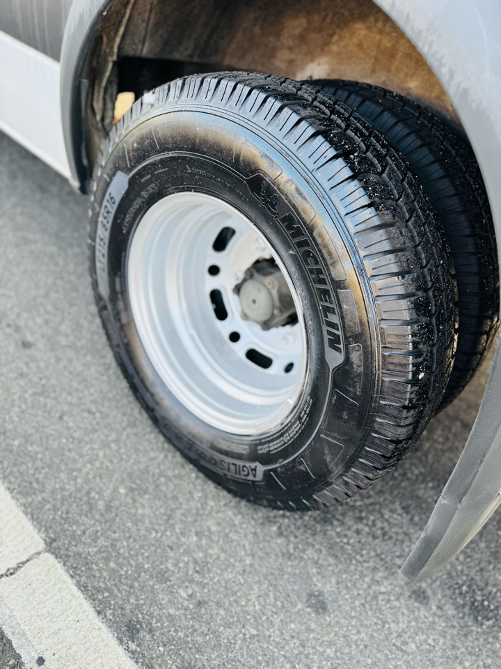 Mercedes-Benz Sprinter 3500 High Roof 170-in. WB EXT 2012