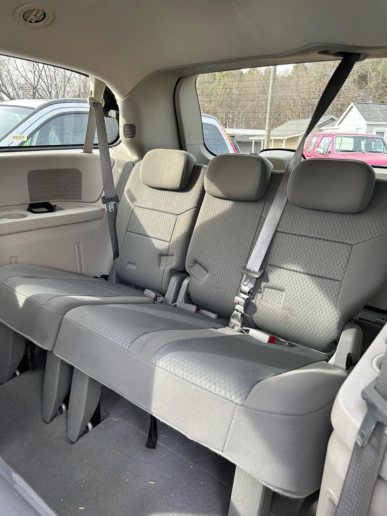 Chrysler Town & Country Touring 2010