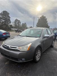 2010 Ford Focus SEL Sedan
