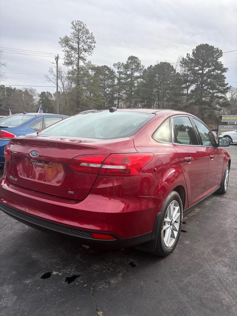 Ford Focus SE Sedan 2017