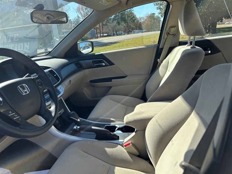 Honda Accord LX Sedan CVT 2013